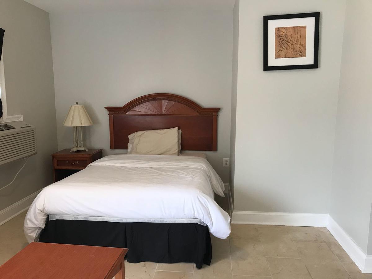 Red Carpet Inn, Alexandria Bagian luar foto